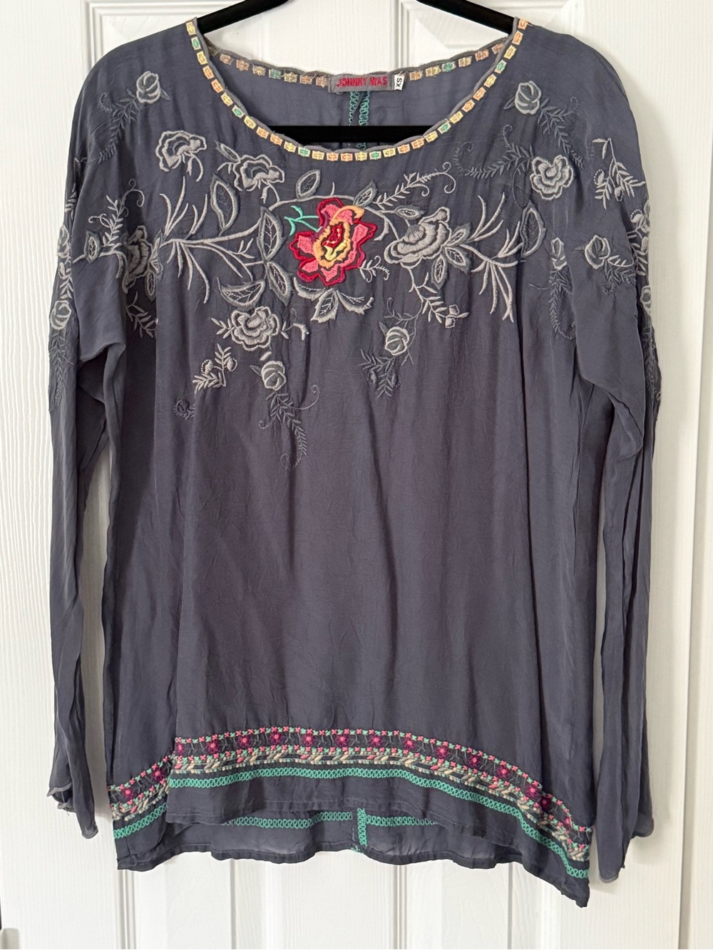 Johnny Was Charcoal Gray Embroidered Long-Sleeve Top with Floral Accent